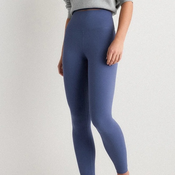 Quince Ultra Form Activewear Set, Women’s Size XS, Slate Blue - Picture 5 of 5